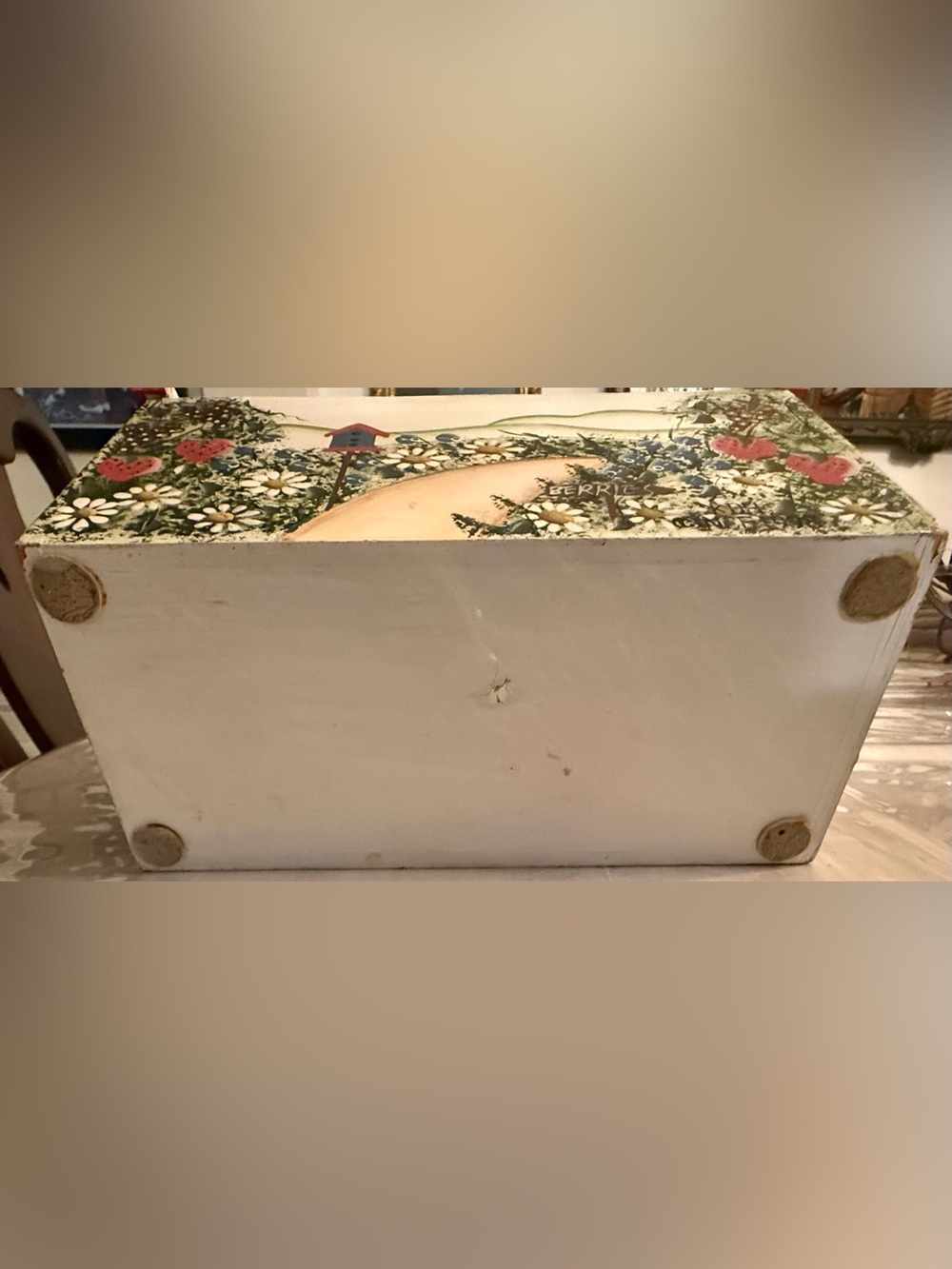 Sectioned wood carrier Utensil server/tool holder Birdhouse hand painted design - Picture 9 of 12